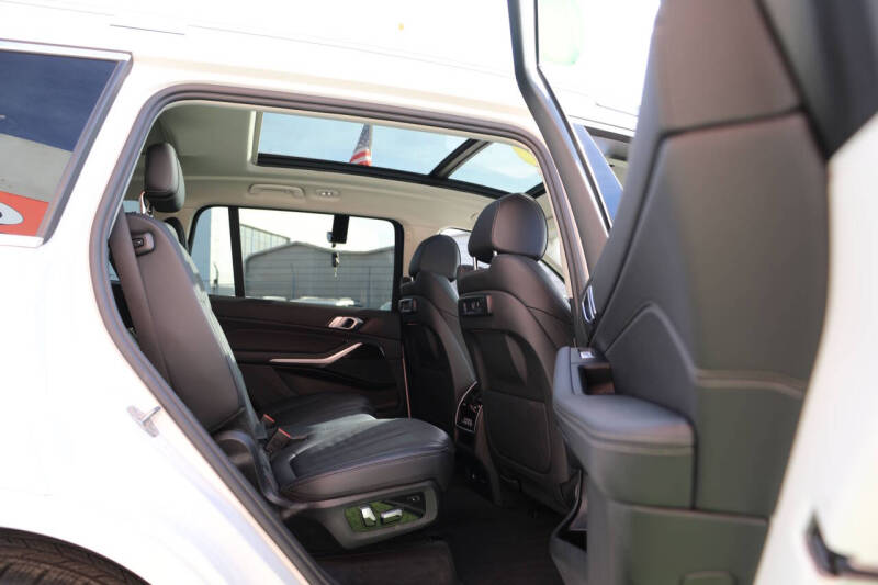 2021 BMW X7 xDrive40i