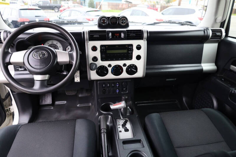 2010 Toyota FJ Cruiser