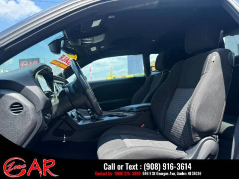 2023 Dodge Challenger SXT