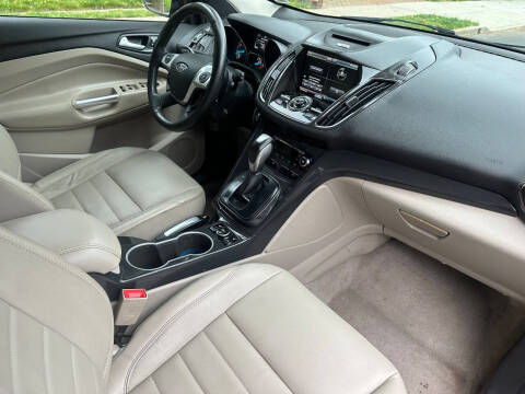 2014 Ford Escape Titanium