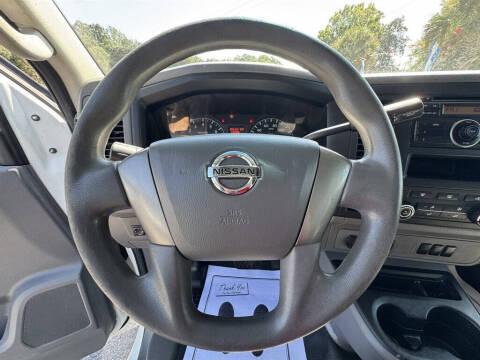 2014 Nissan NV 2500 HD SV