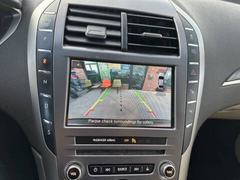 2017 Lincoln MKZ Reserve