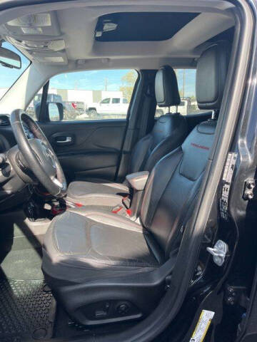 2017 Jeep Renegade Trailhawk