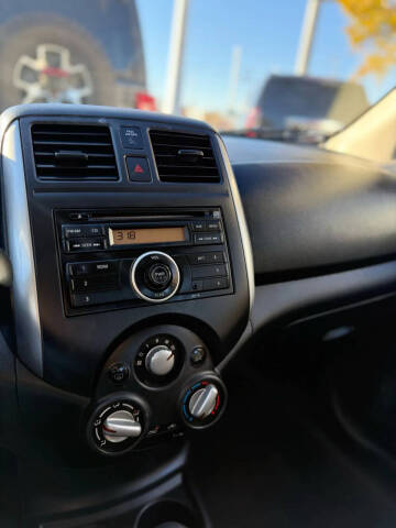 2013 Nissan Versa 1.6 S