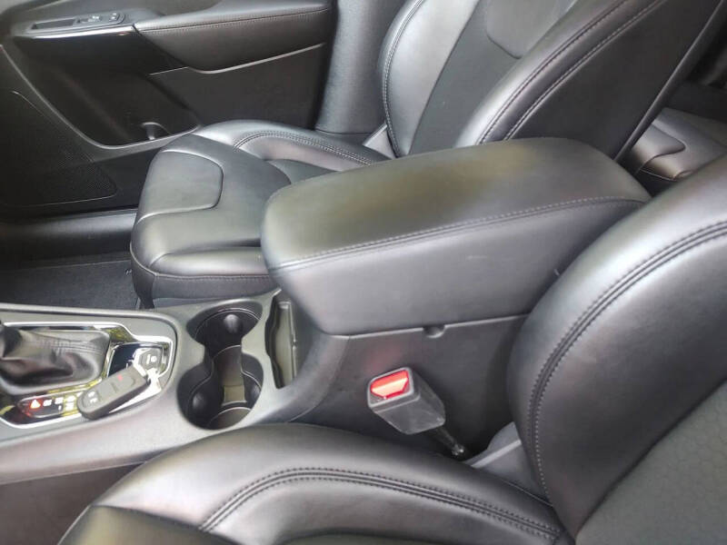 2021 Jeep Cherokee Altitude