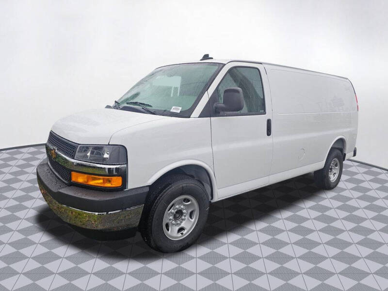 2025 Chevrolet Express 2500