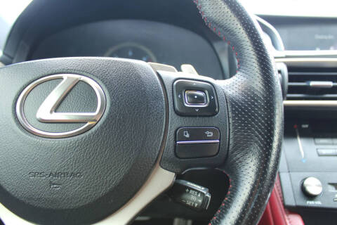 2017 Lexus RC 200t