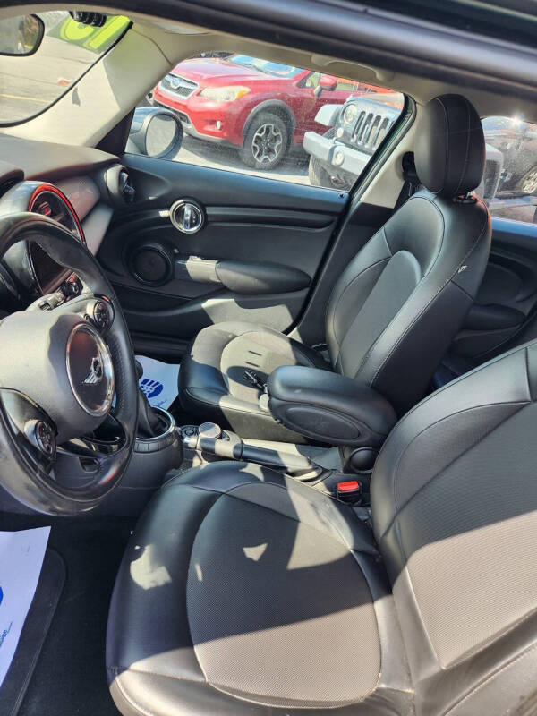 2015 MINI Hardtop 4 Door Cooper
