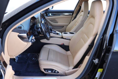 2018 Porsche Panamera 4 E-Hybrid