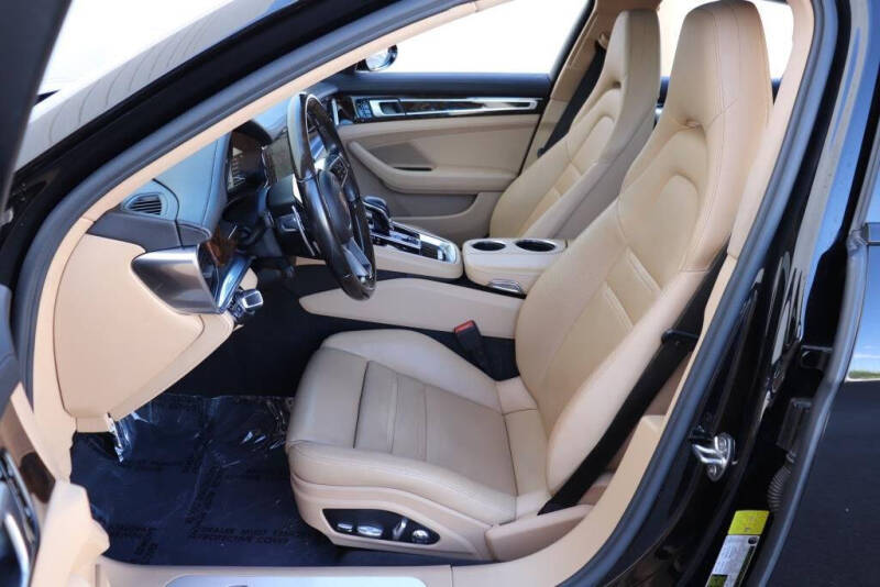 2018 Porsche Panamera 4 E-Hybrid