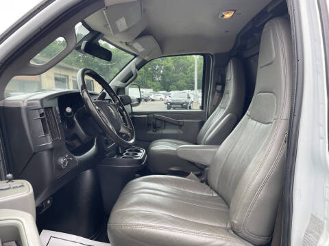 2019 Chevrolet Express 2500