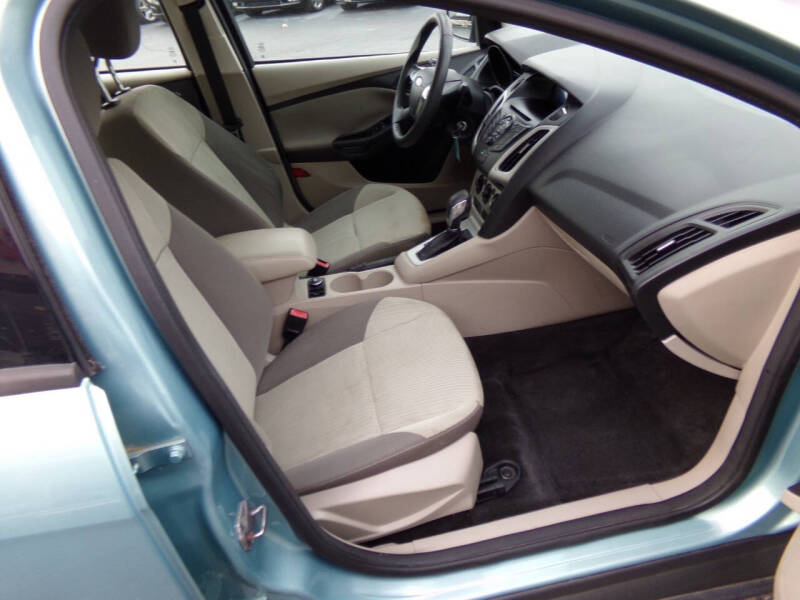 2012 Ford Focus SE