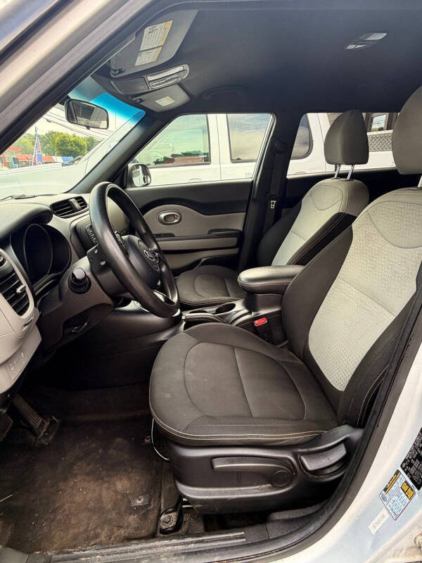 2014 Kia Soul +