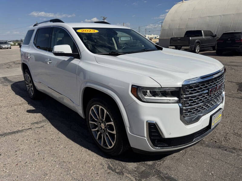 2023 GMC Acadia Denali