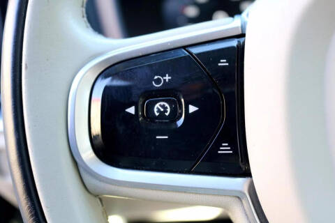 2020 Volvo V60 T5 Momentum