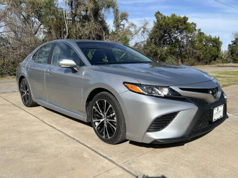 2018 Toyota Camry for sale at Luxury Motorsports in Austin TX