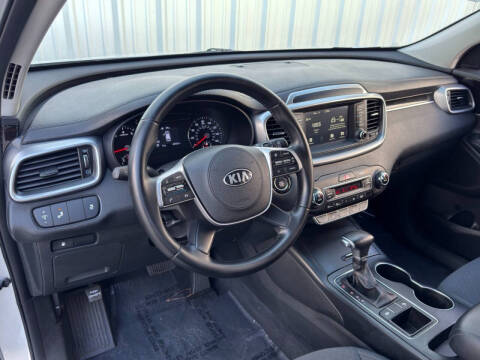 2020 Kia Sorento S V6