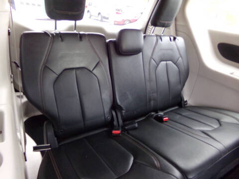 2018 Chrysler Pacifica Touring L