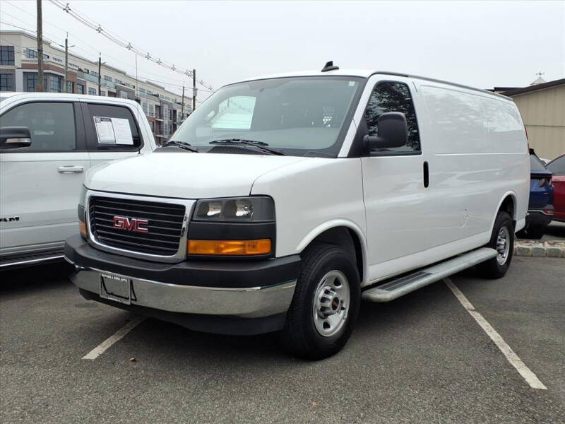 2024 GMC Savana 2500
