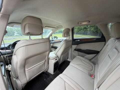 2019 Lincoln MKC Select