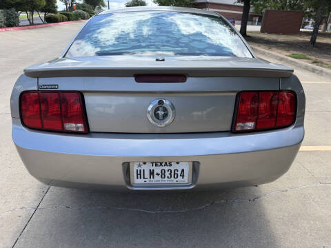 2008 Ford Mustang V6 Deluxe