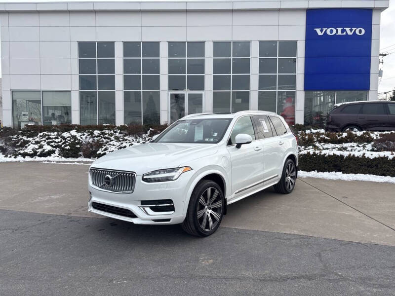 2024 Volvo XC90 Recharge T8 Ultimate Bright Theme 7P