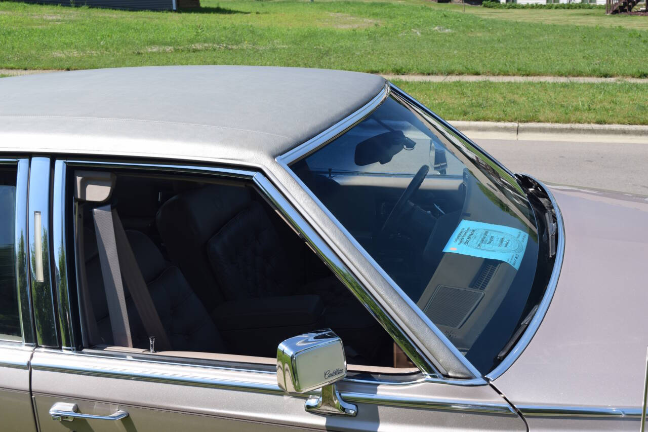 1991 Cadillac Brougham 96