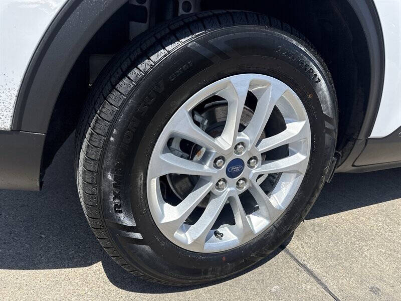 2020 Ford Escape SE