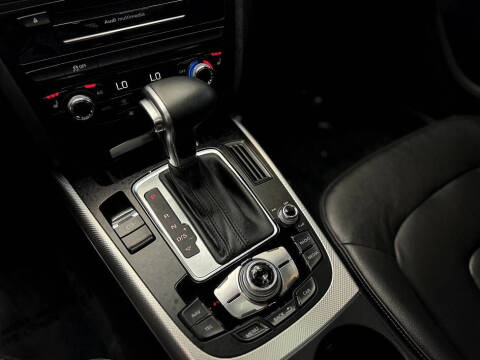 2015 Audi A4 2.0T quattro Premium