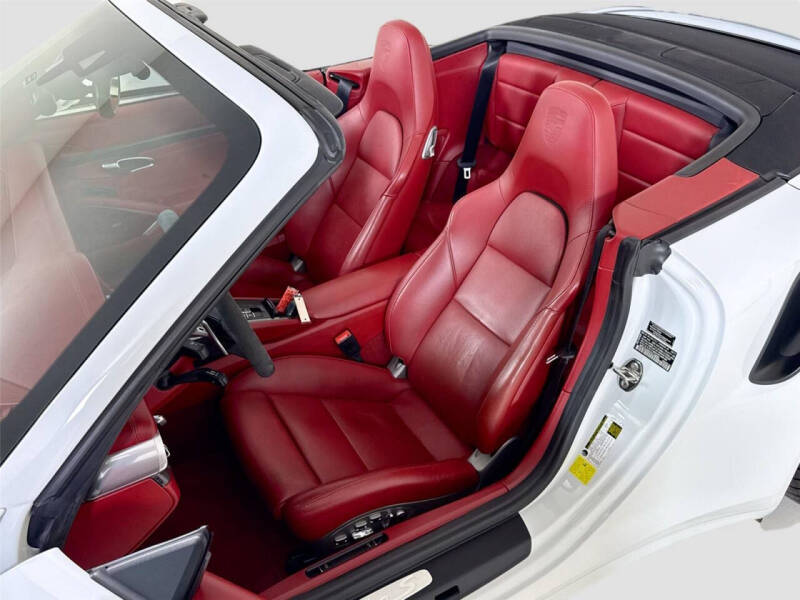 2015 Porsche 911