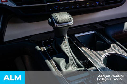 2023 Toyota Sienna Platinum 7-Passenger