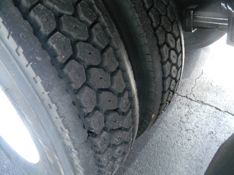 2023 Freightliner M2 106