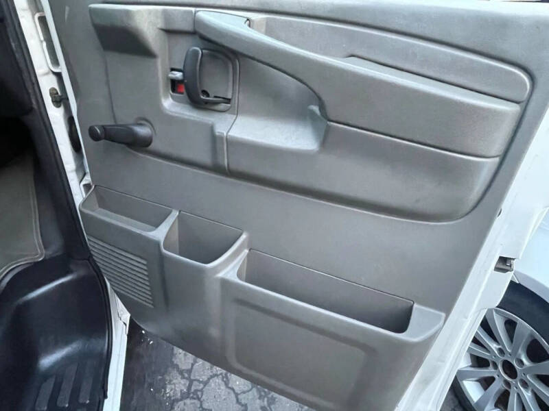 2008 GMC Savana 2500