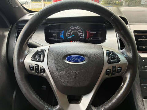 2015 Ford Taurus SEL