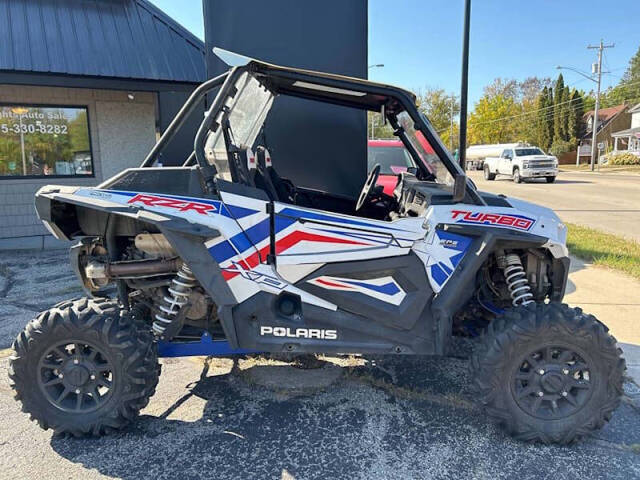 Polaris RZR XP 1000 Image