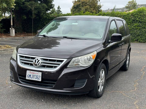 2010 Volkswagen Routan for sale at JENIN CARZ in San Leandro CA