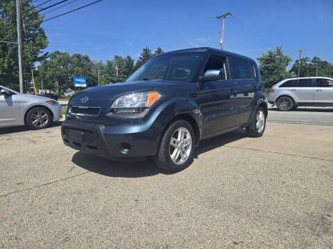 2011 Kia Soul +