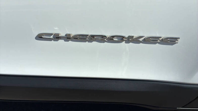 2018 Jeep Cherokee Latitude Plus