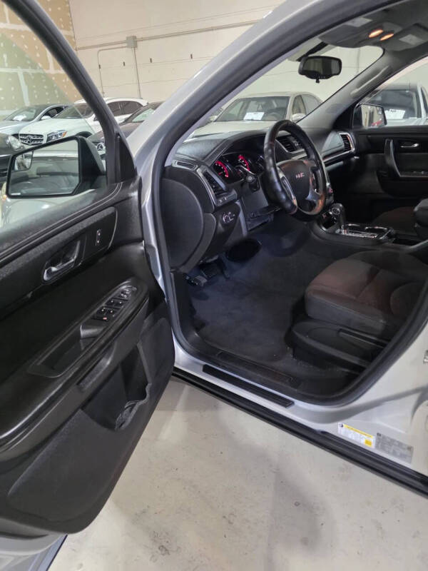 2013 GMC Acadia SLE-1