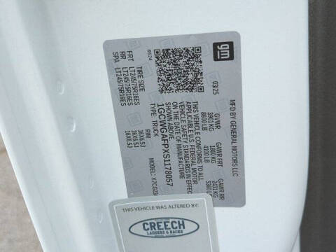 2025 Chevrolet Express 2500