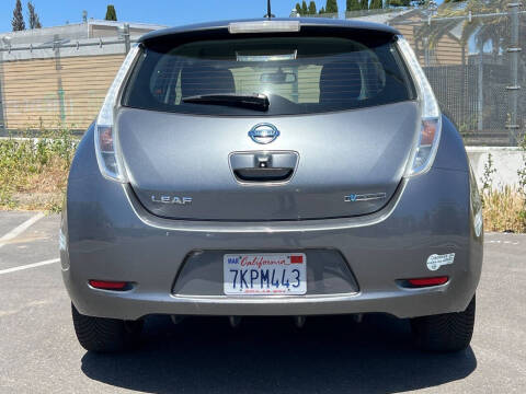 2015 Nissan LEAF S