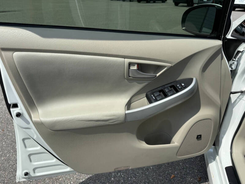 2014 Toyota Prius Four
