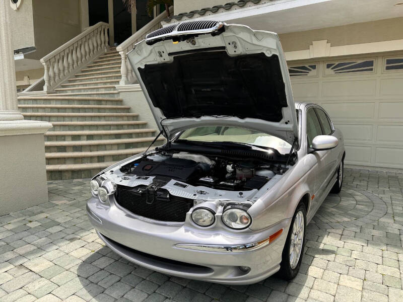 2003 Jaguar X-Type 2.5