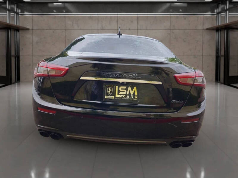 2017 Maserati Ghibli