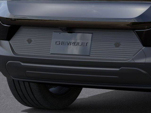 2026 Chevrolet Equinox EV LT 2