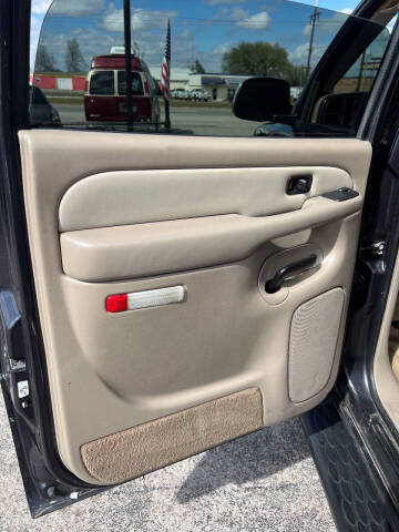 2004 GMC Yukon XL Denali