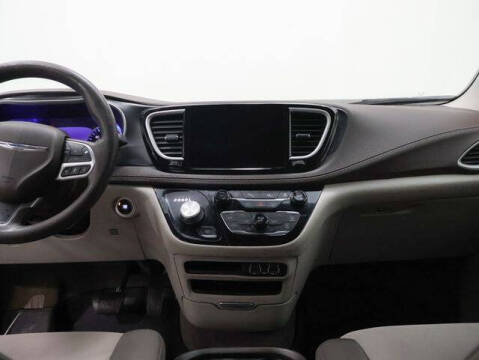 2021 Chrysler Pacifica Touring