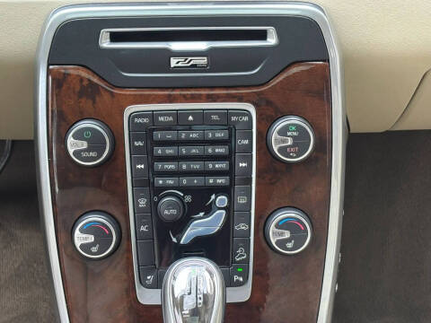 2013 Volvo XC70