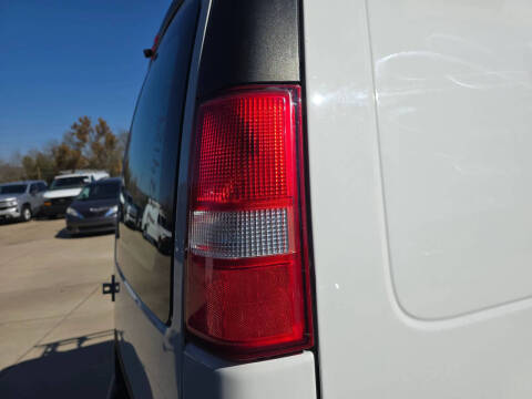 2019 Chevrolet Express 2500