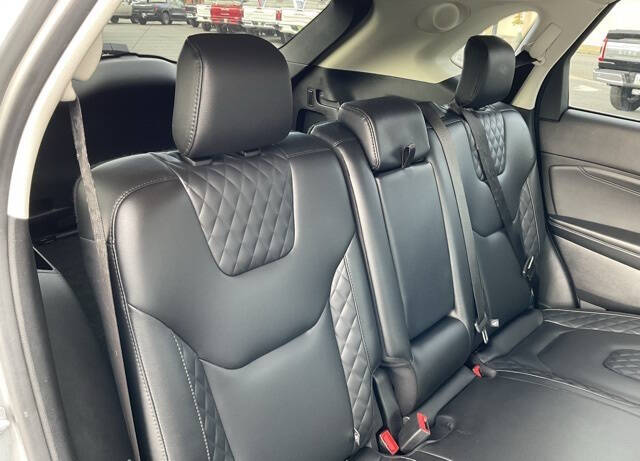 2024 Ford Edge Titanium